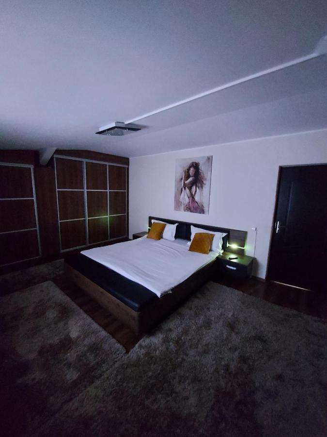 Jolie Suites Braila Exterior photo
