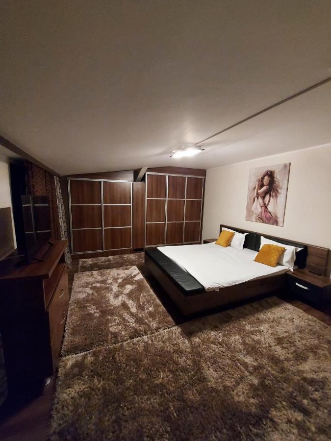 Jolie Suites Braila Exterior photo