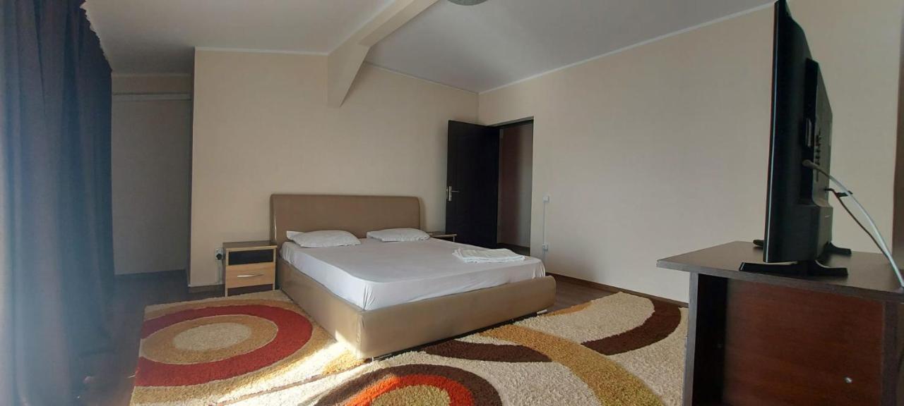 Jolie Suites Braila Exterior photo
