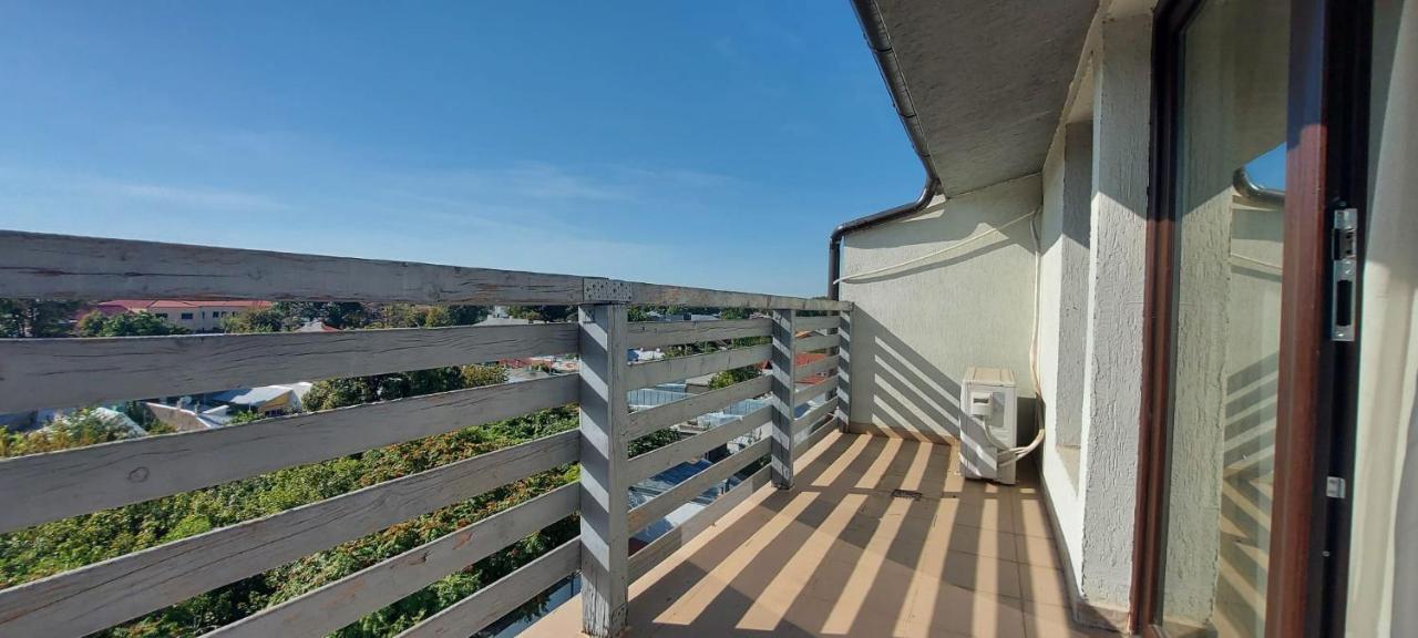 Jolie Suites Braila Exterior photo