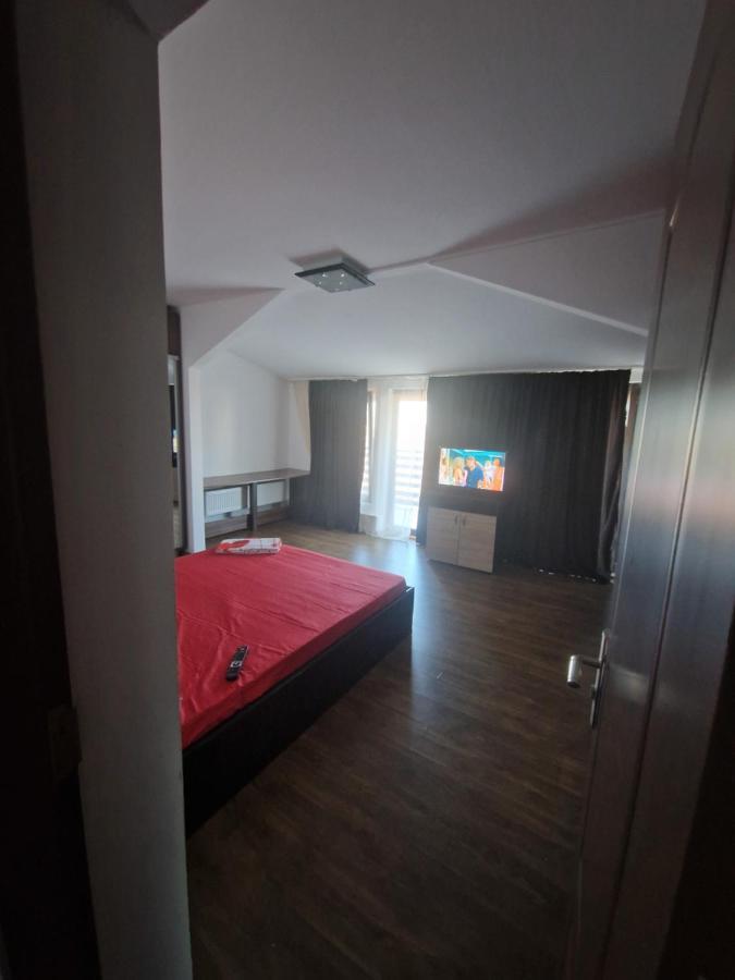 Jolie Suites Braila Exterior photo